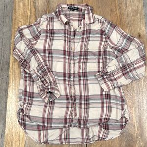 Velvet Heart plaid button down shirt. S